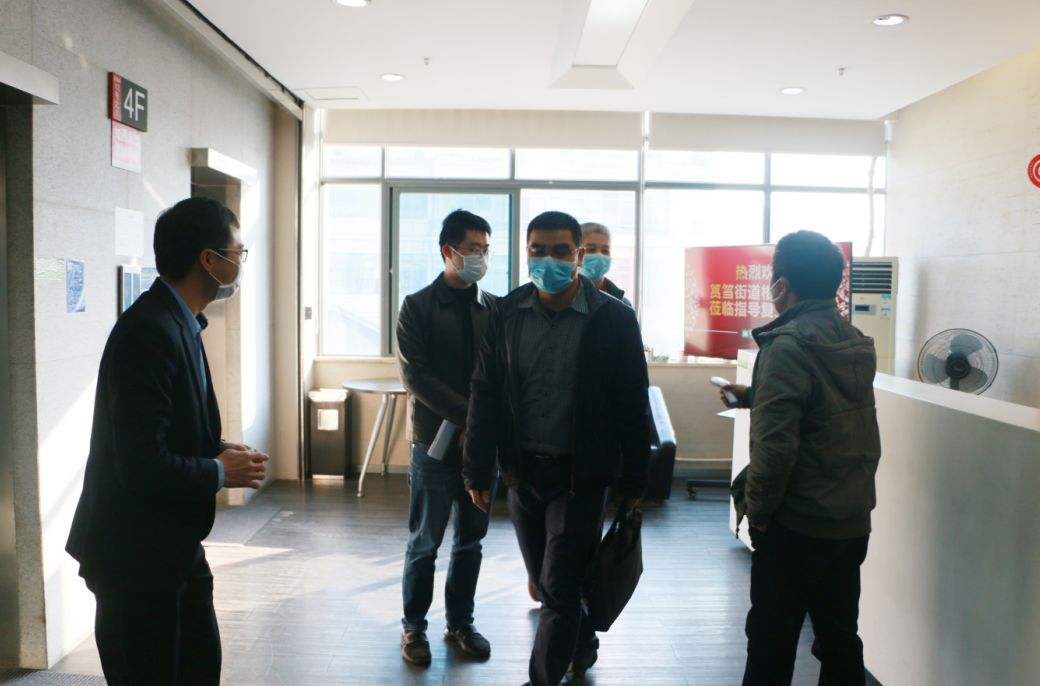 多志成城，携手抗疫 | 筼筜街路主任苏克一行光临jbo竞博领导复工情况